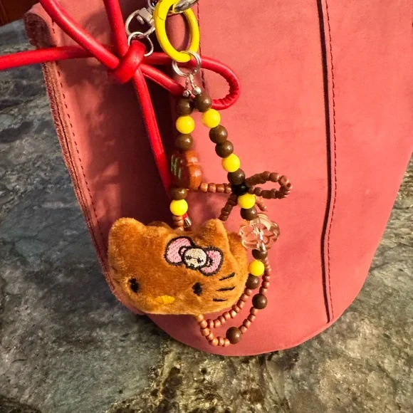 Portland Leather Goods Devan Bucket Tote - Classic size - Foxglove color - Picture 2 of 4